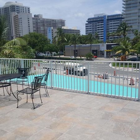 Travelodge By Wyndham Fort Lauderdale Beach Exterior foto